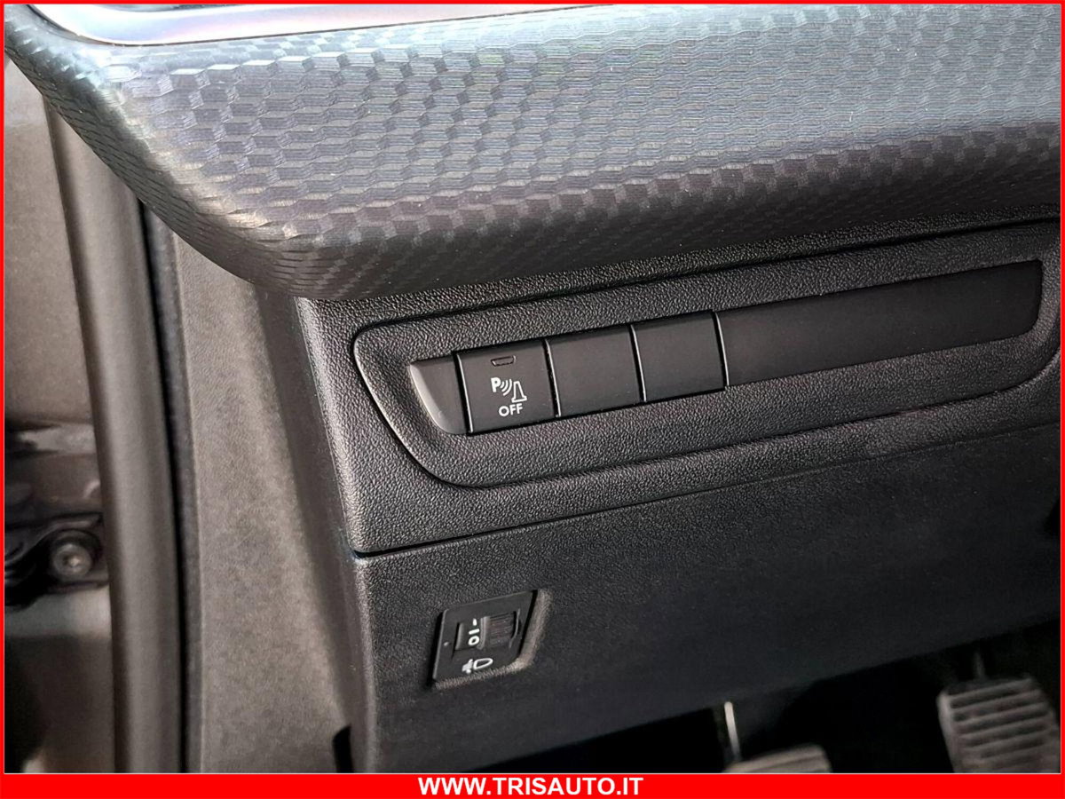 Peugeot 2008 100 Allure (12)