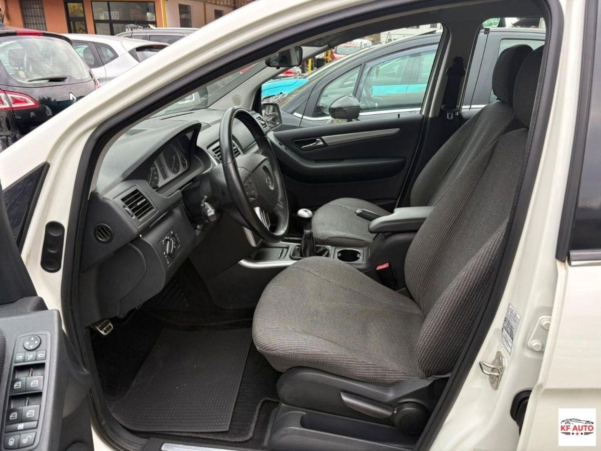 Mercedes-Benz Classe B 180 CDI Sport (14)
