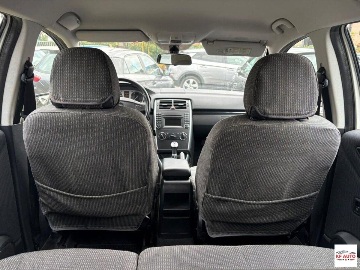 Mercedes-Benz Classe B 180 CDI Sport (8)