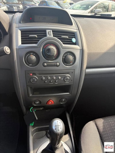 Renault Mégane Cabrio 1.6 16V Dynamique (11)