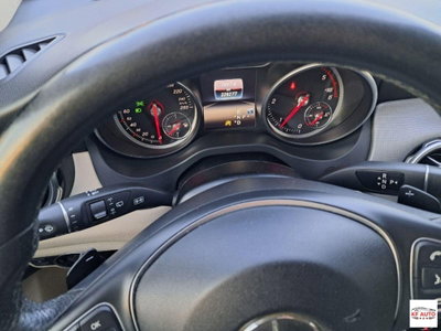 Mercedes-Benz GLA SUV 180 Automatic Premium (13)