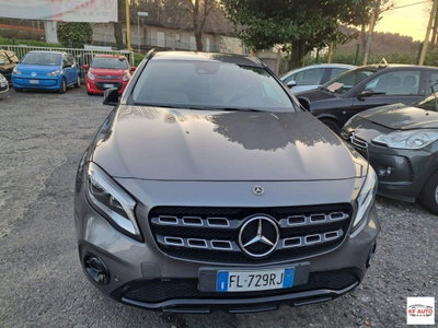 Mercedes-Benz GLA SUV 180 Automatic Premium (6)