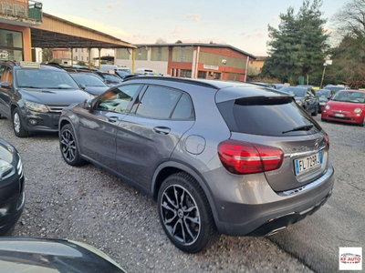Mercedes-Benz GLA SUV 180 Automatic Premium (8)