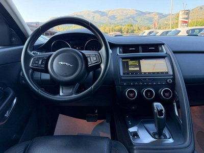 Jaguar E-Pace 2.0 249 CV AWD aut. HSE (13)