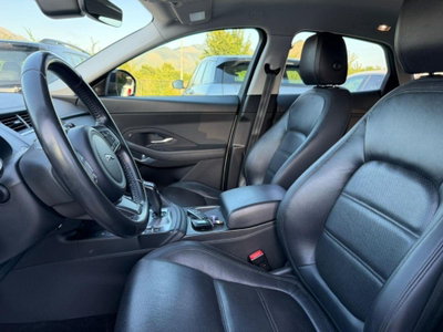 Jaguar E-Pace 2.0 249 CV AWD aut. HSE (8)
