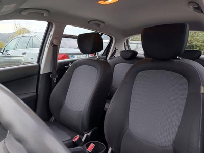 Hyundai i20 1.2 5p. Sound Edition (12)