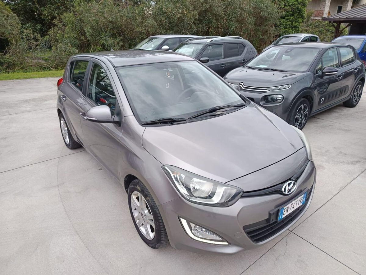 Hyundai i20 1.2 5p. Sound Edition (5)