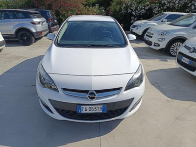 Opel Astra 1.4 Turbo 140CV 4 porte GPL Tech Cosmo (3)