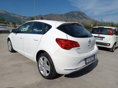 Opel Astra 1.4 Turbo 140CV 4 porte GPL Tech Cosmo (9)