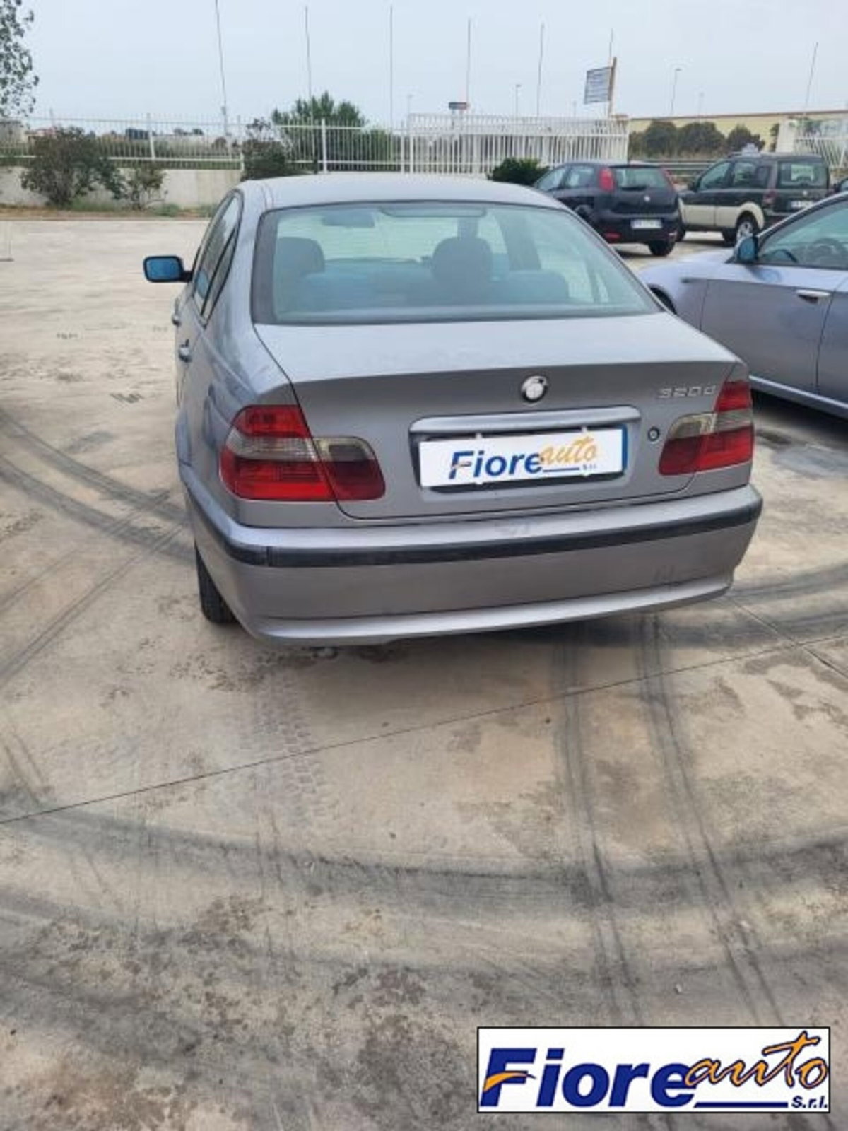 BMW Serie 3 320d turbodiesel cat 4 porte Eletta (4)