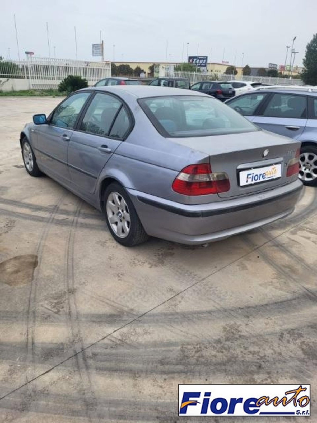 BMW Serie 3 320d turbodiesel cat 4 porte Eletta (6)