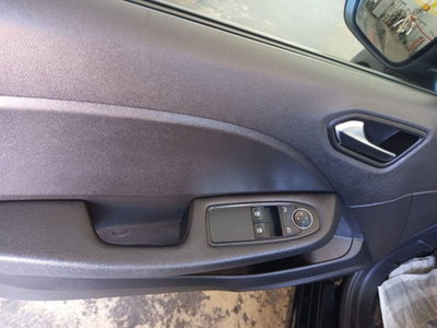 Renault Clio TCe 90 CV 5 porte Equilibre (12)