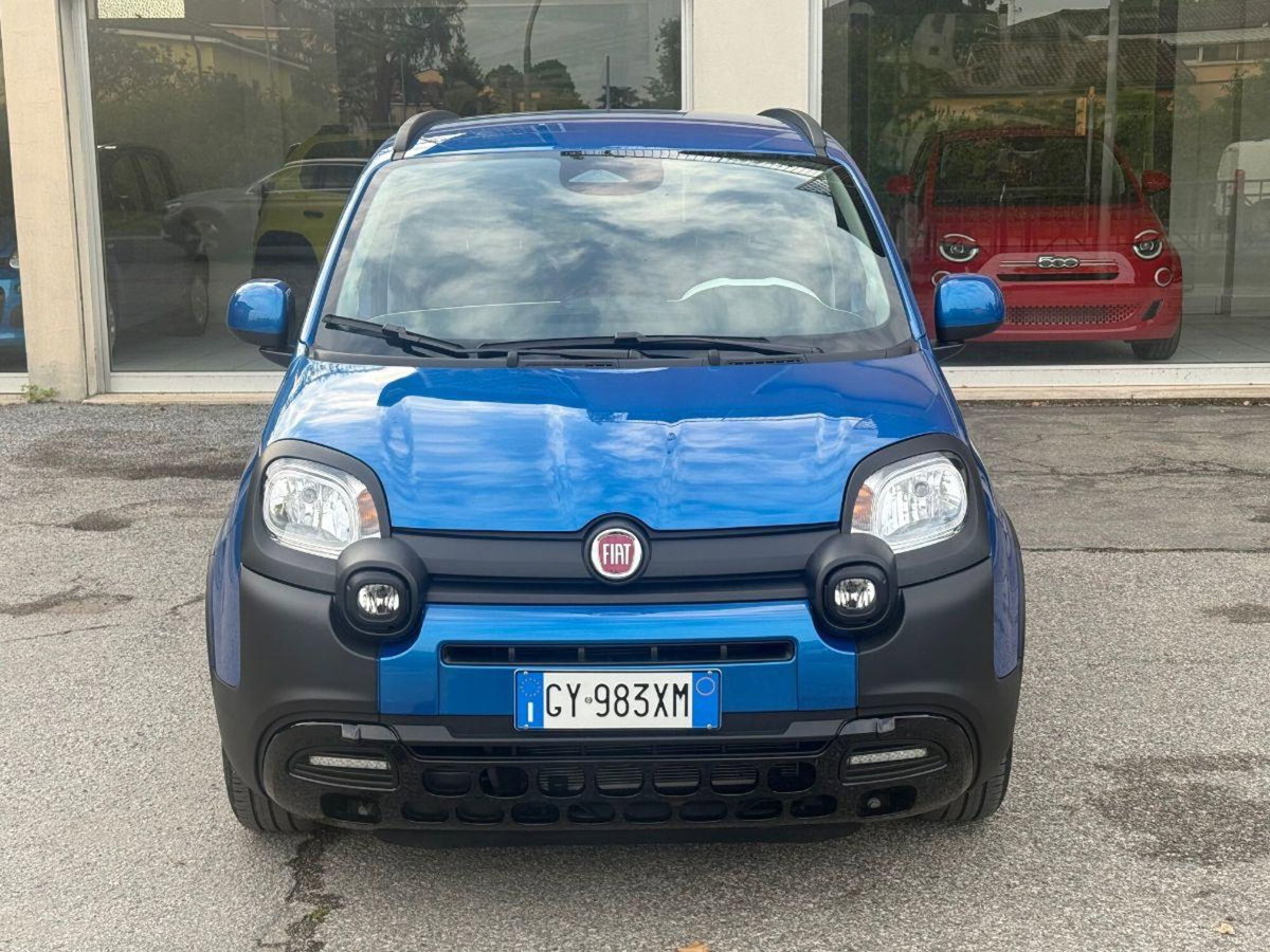 Fiat Panda 1.0 FireFly S&S Hybrid City Cross (2)