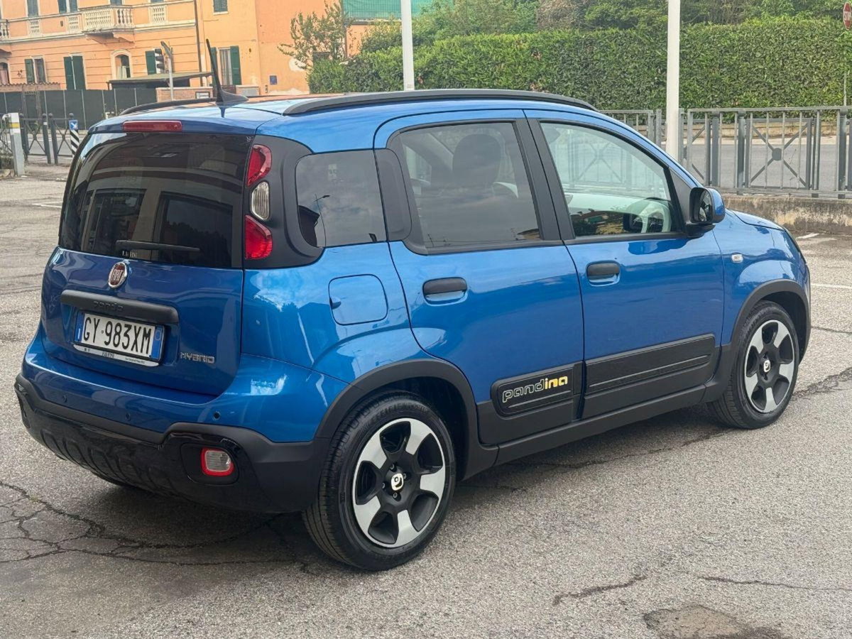 Fiat Panda 1.0 FireFly S&S Hybrid City Cross (3)