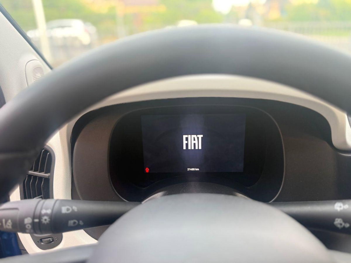 Fiat Panda 1.0 FireFly S&S Hybrid City Cross (7)