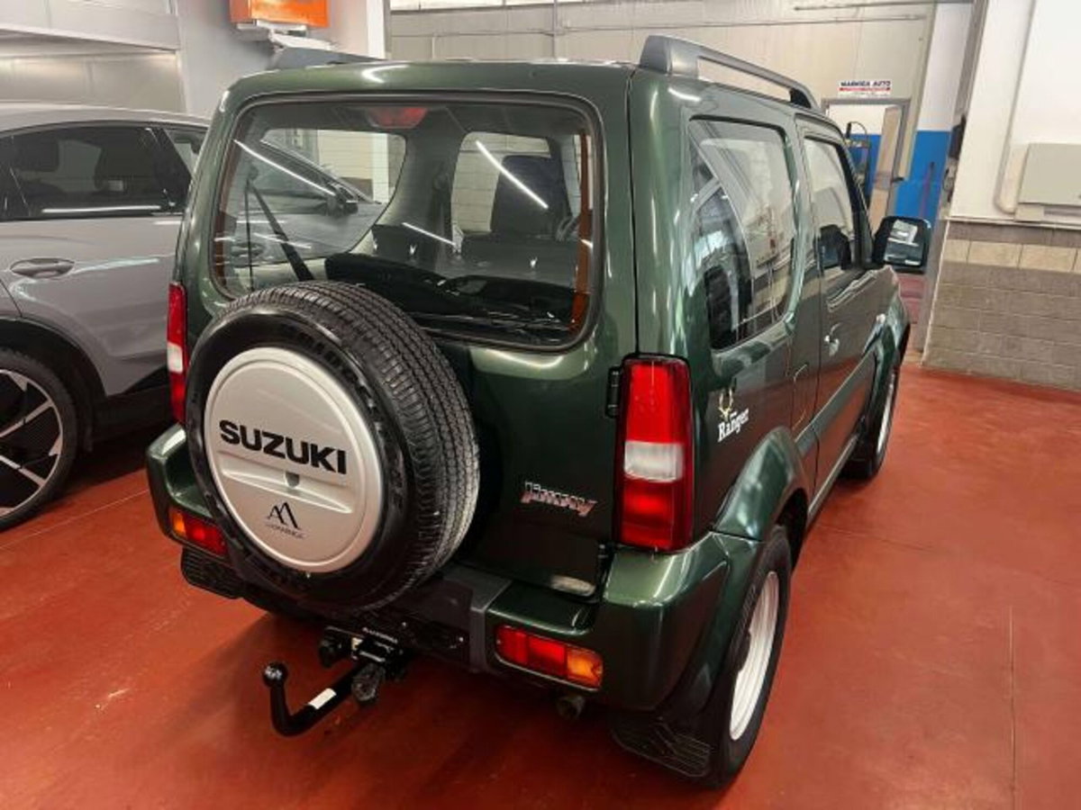 Suzuki Jimny 1.3 4WD Evolution (2)