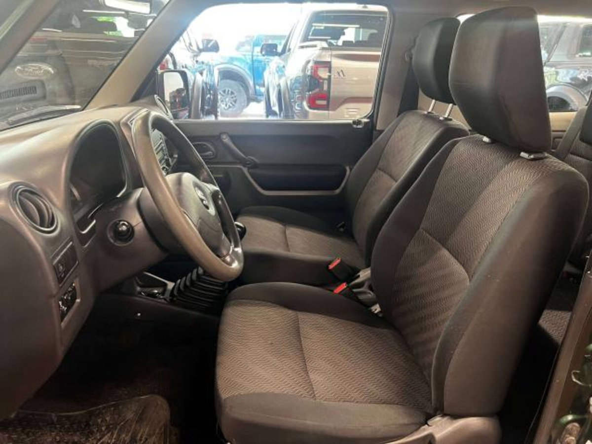 Suzuki Jimny 1.3 4WD Evolution (8)