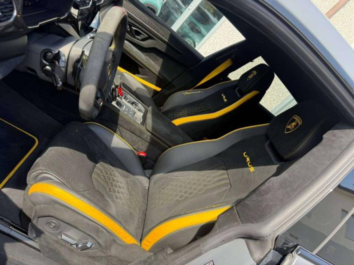 Lamborghini Urus 4.0 V8 Performante auto (12)