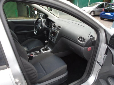 Ford Focus 1.6 TDCi (90CV) 5p. (10)