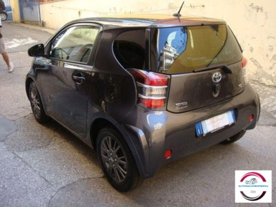 Toyota iQ 1.0 CVT Lounge (4)