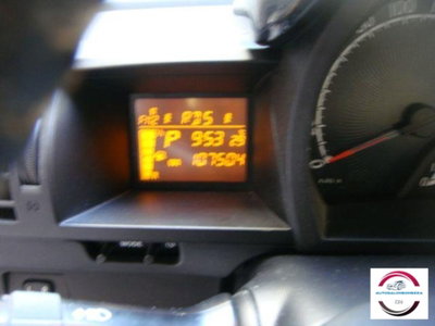 Toyota iQ 1.0 CVT Lounge (7)