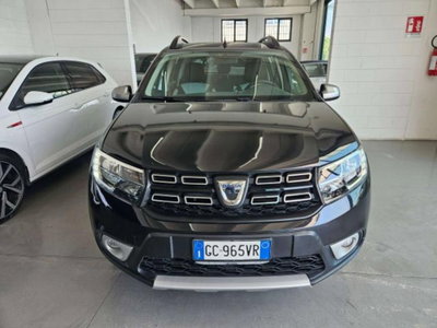 Dacia Sandero Stepway 1.0 TCe 100CV ECO-G 15th Anniversary (2)