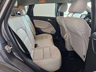 Mercedes-Benz Classe B 180 CDI Premium (13)