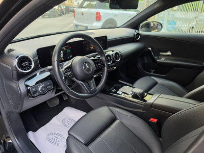 Mercedes-Benz Classe A 180 d Automatic Sport (17)