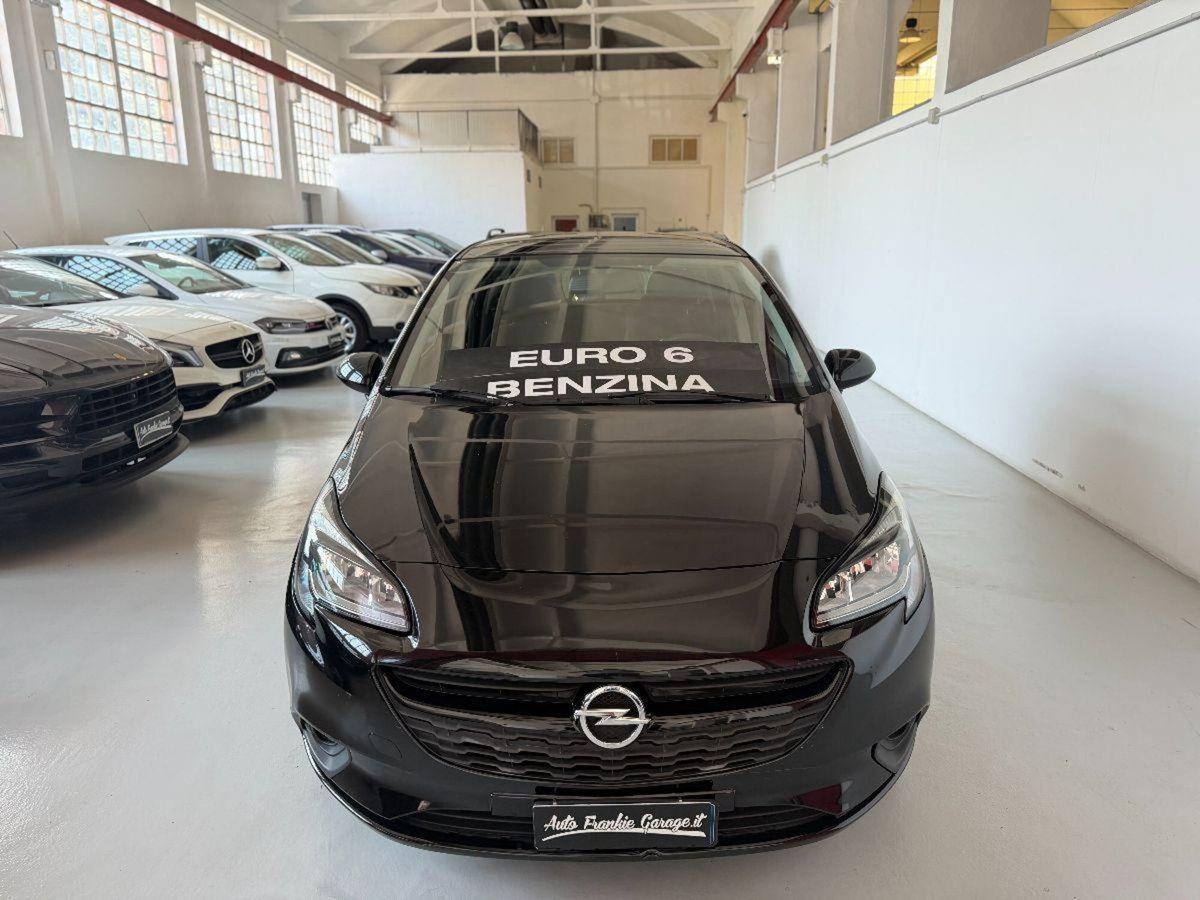 Opel Corsa 1.2 5 porte Innovation (2)
