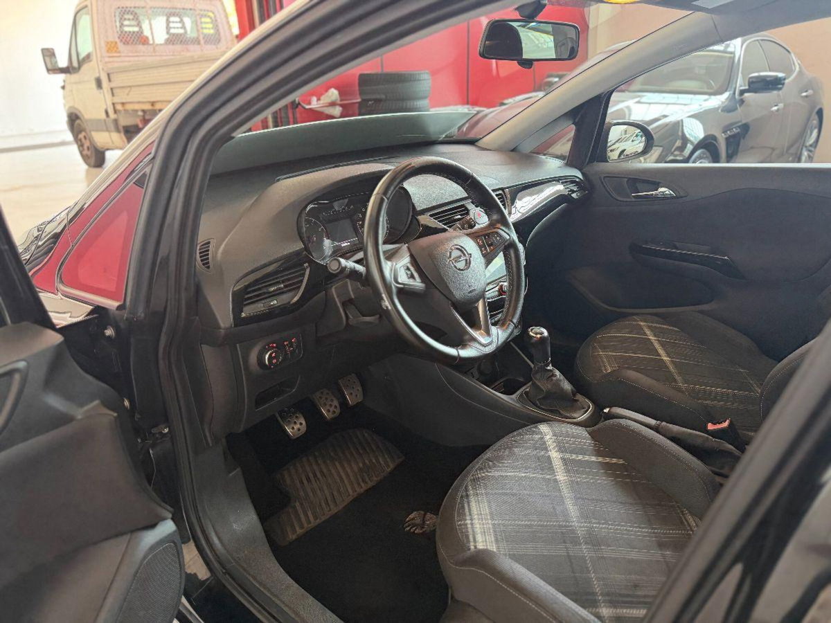 Opel Corsa 1.2 5 porte Innovation (4)