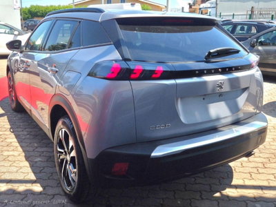Peugeot 2008 BlueHDi 130 S&S EAT8 GT Pack (5)