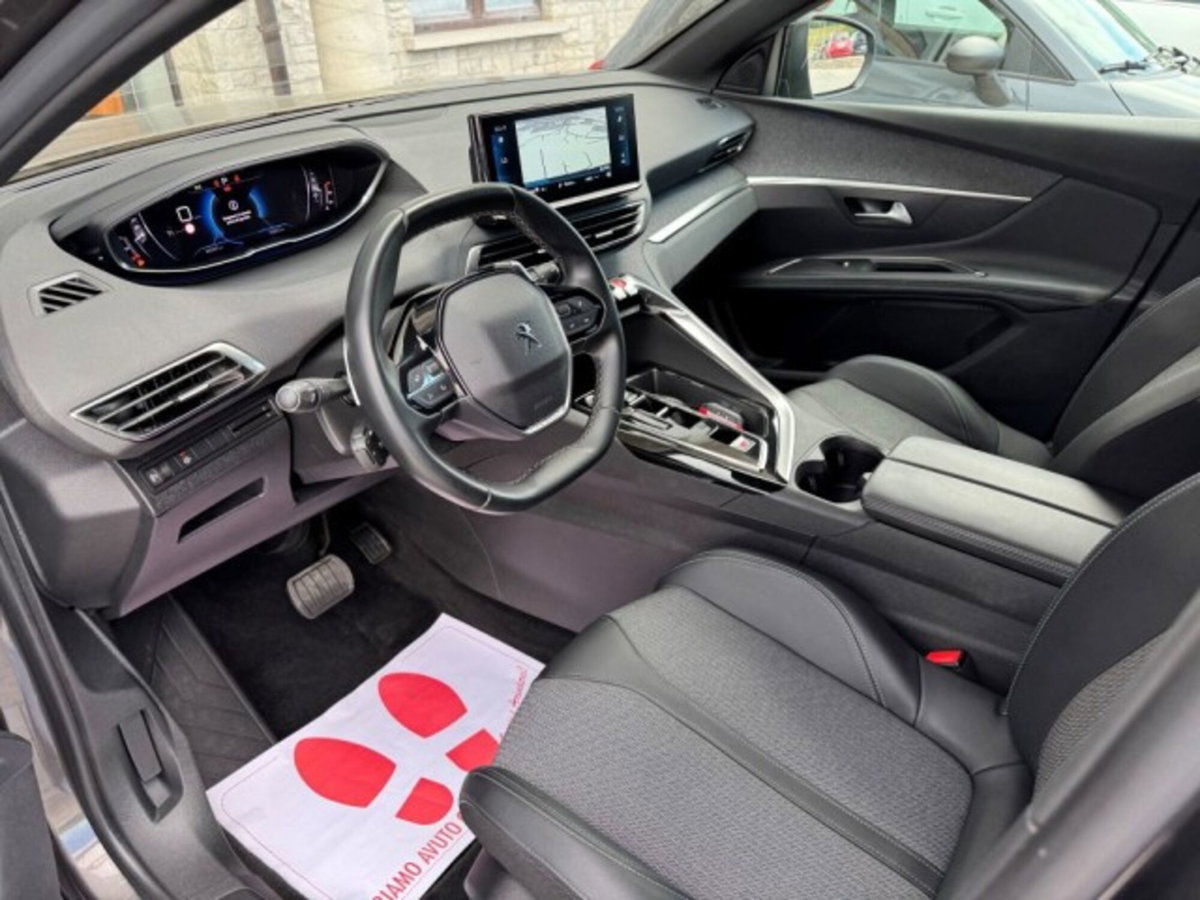 Peugeot 3008 BlueHDi 130 S&S EAT8 Allure Pack (17)
