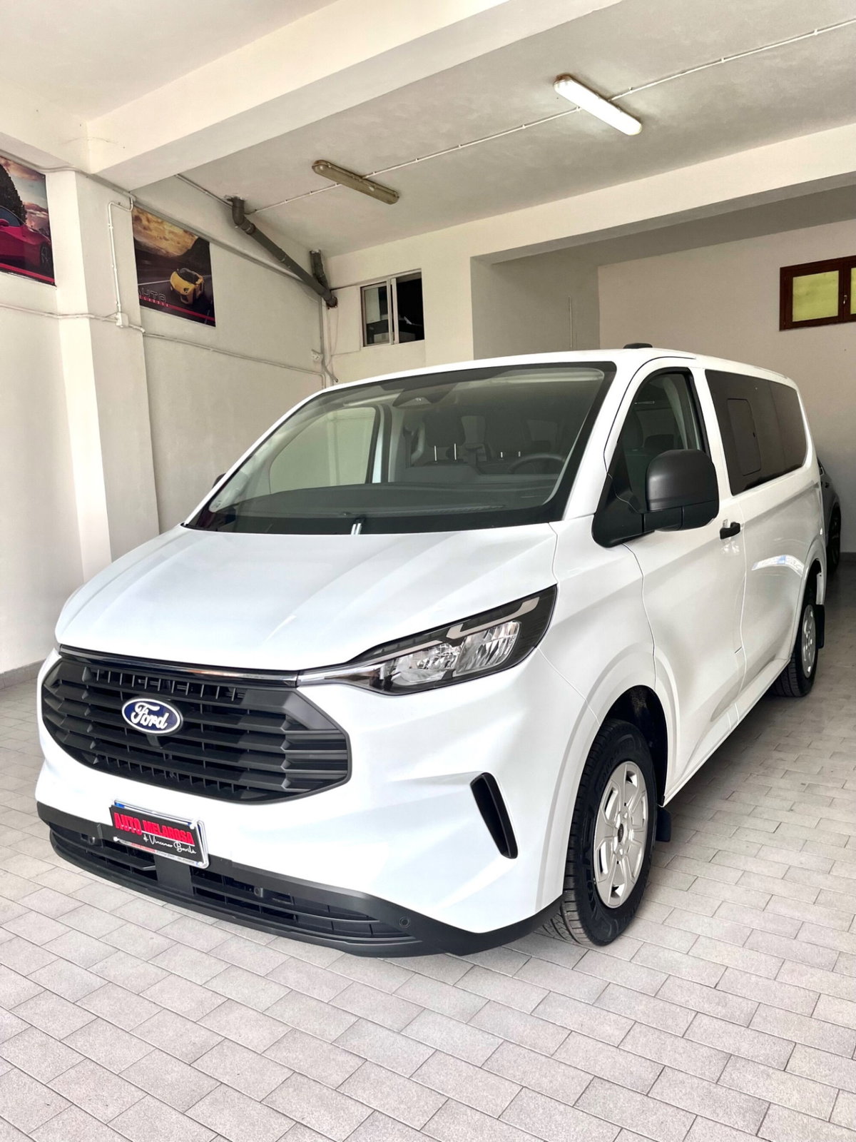 Ford Transit Custom  320 2.0 ecoblue 150cv combi M1 Trail L2H1
