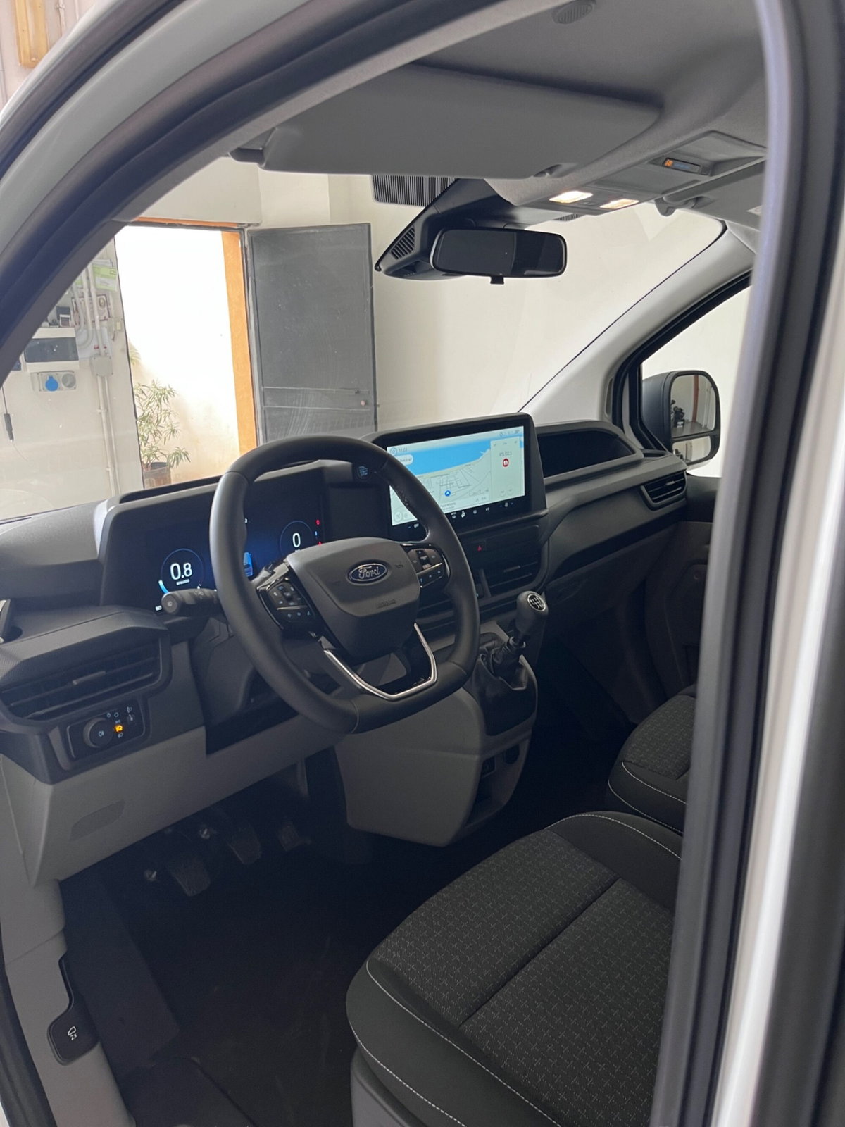 Ford Transit Custom  320 2.0 ecoblue 150cv combi M1 Trail L2H1 (12)