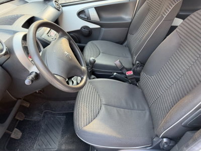 Peugeot 107 68CV 5p. Urban Move (5)