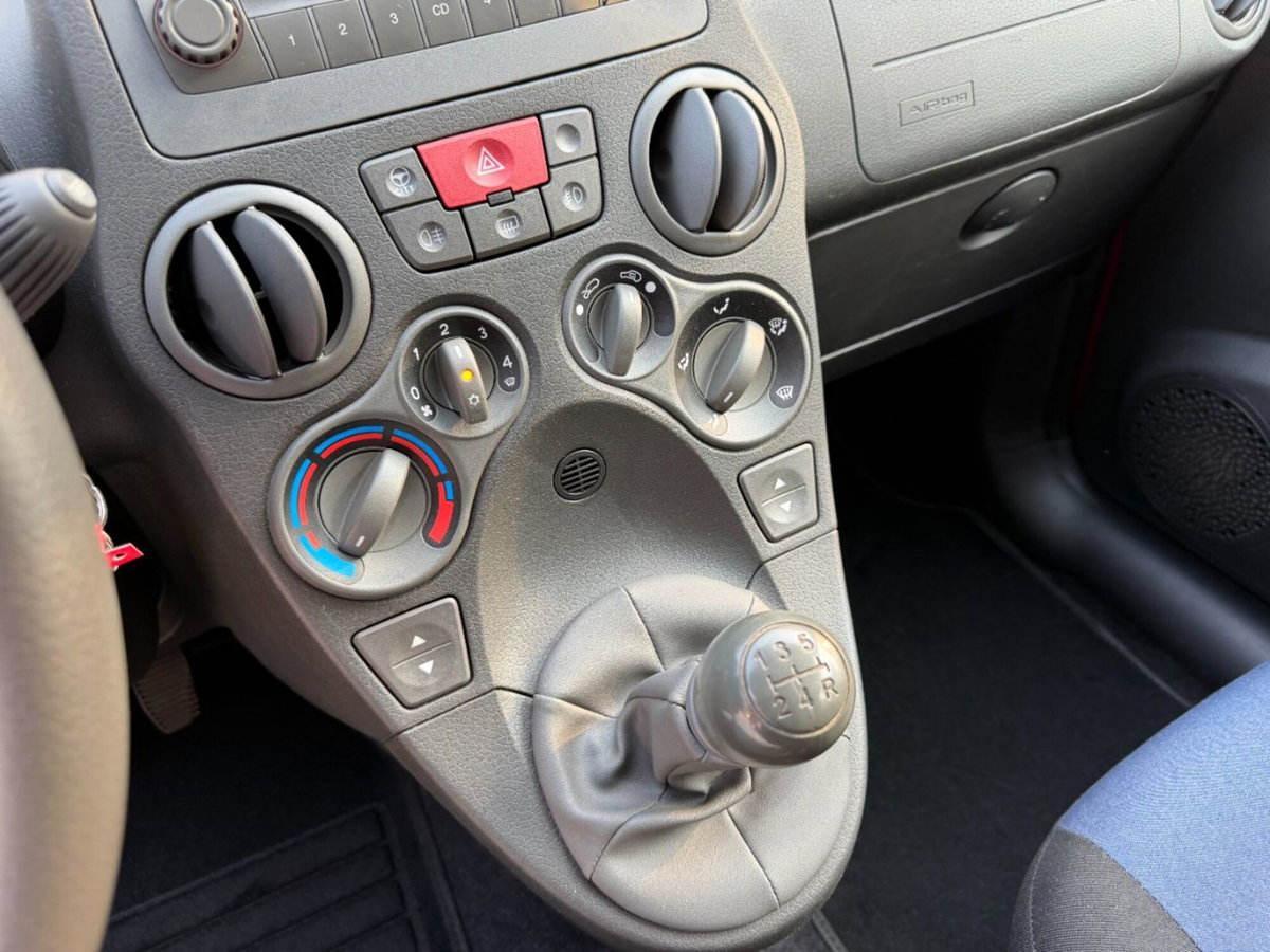 Fiat Panda 1.2 Emotion (11)