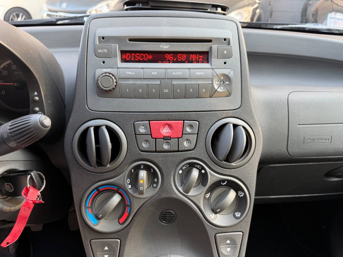 Fiat Panda 1.2 Emotion (12)