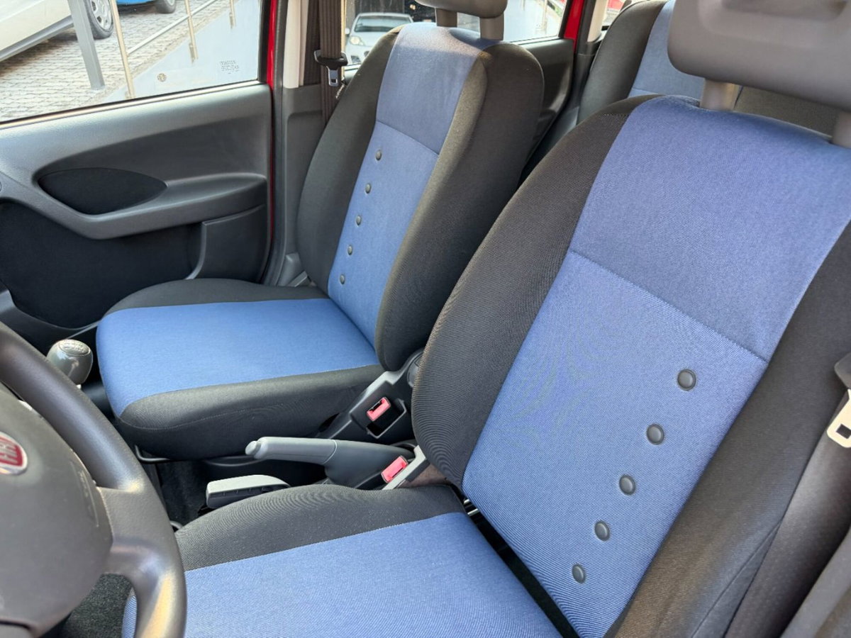Fiat Panda 1.2 Emotion (9)