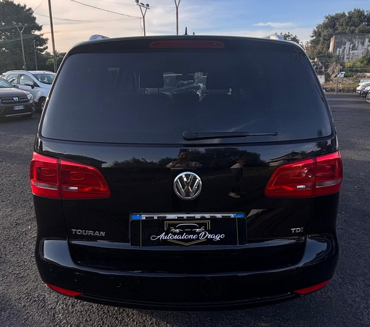 Volkswagen Touran 1.6 TDI DSG Comfortline (4)