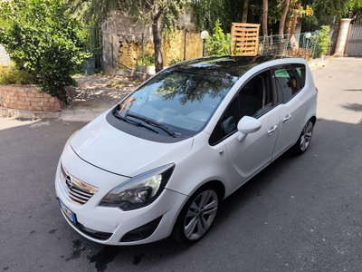 Opel Meriva 1.7 CDTI 110CV b-color Panoramic (8)