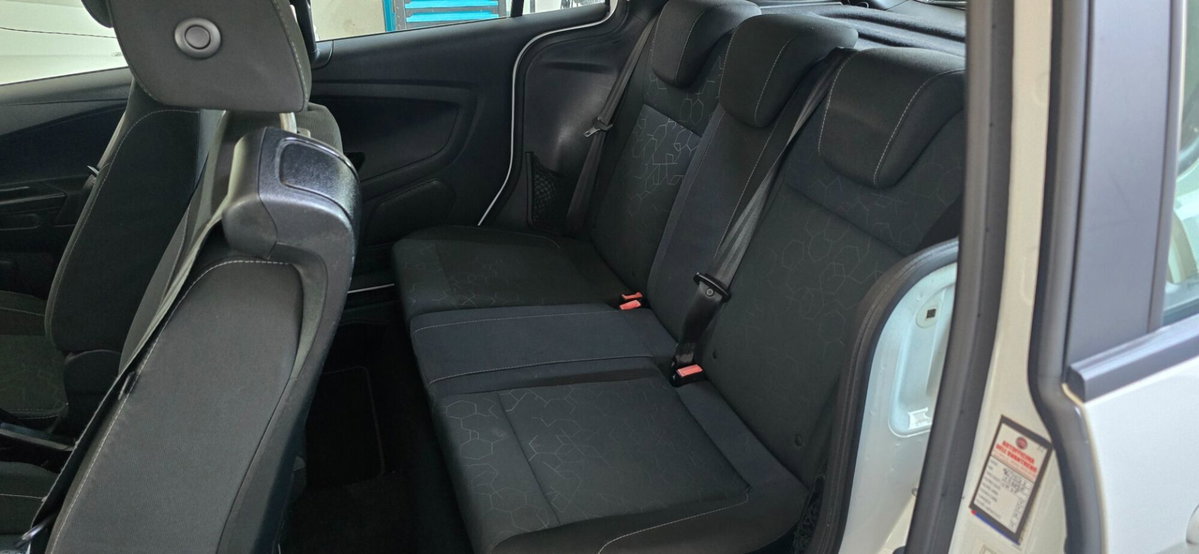Ford B-Max B-Max 1.6 TDCi 95 CV Titanium (12)