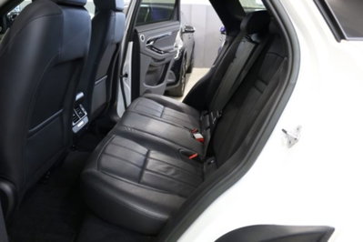 Land Rover Range Rover Evoque 2.0D I4 163CV AWD Auto R-Dynamic SE (12)