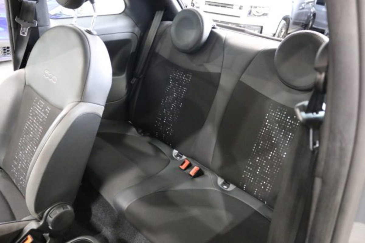 Fiat 500 1.0 Hybrid Connect (11)