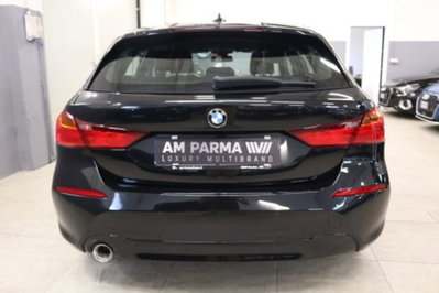 BMW Serie 1 116d 2.0 116CV cat 5 porte Attiva DPF (5)