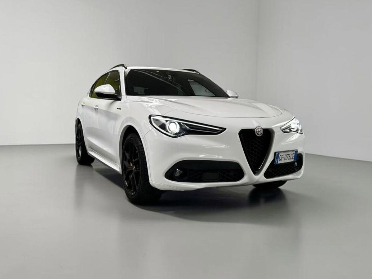 Alfa Romeo Stelvio 2.2 t Veloce Q4 210cv auto
