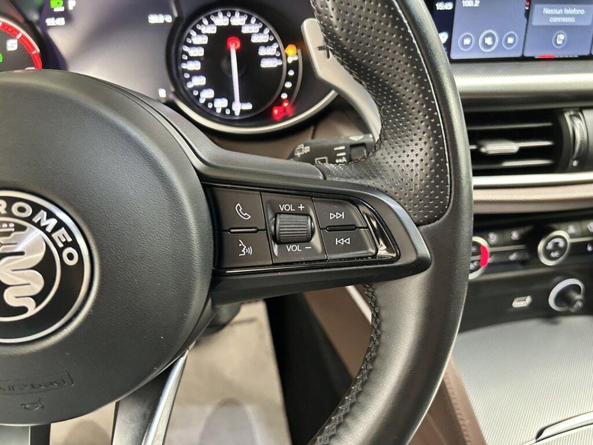 Alfa Romeo Stelvio 2.2 t Veloce Q4 210cv auto (14)