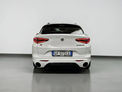 Alfa Romeo Stelvio 2.2 t Veloce Q4 210cv auto (4)