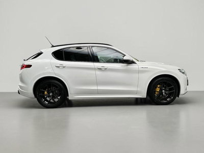 Alfa Romeo Stelvio 2.2 t Veloce Q4 210cv auto (5)