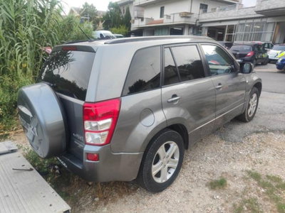 Suzuki Grand Vitara 1.9 DDiS 5 porte Executive (4)