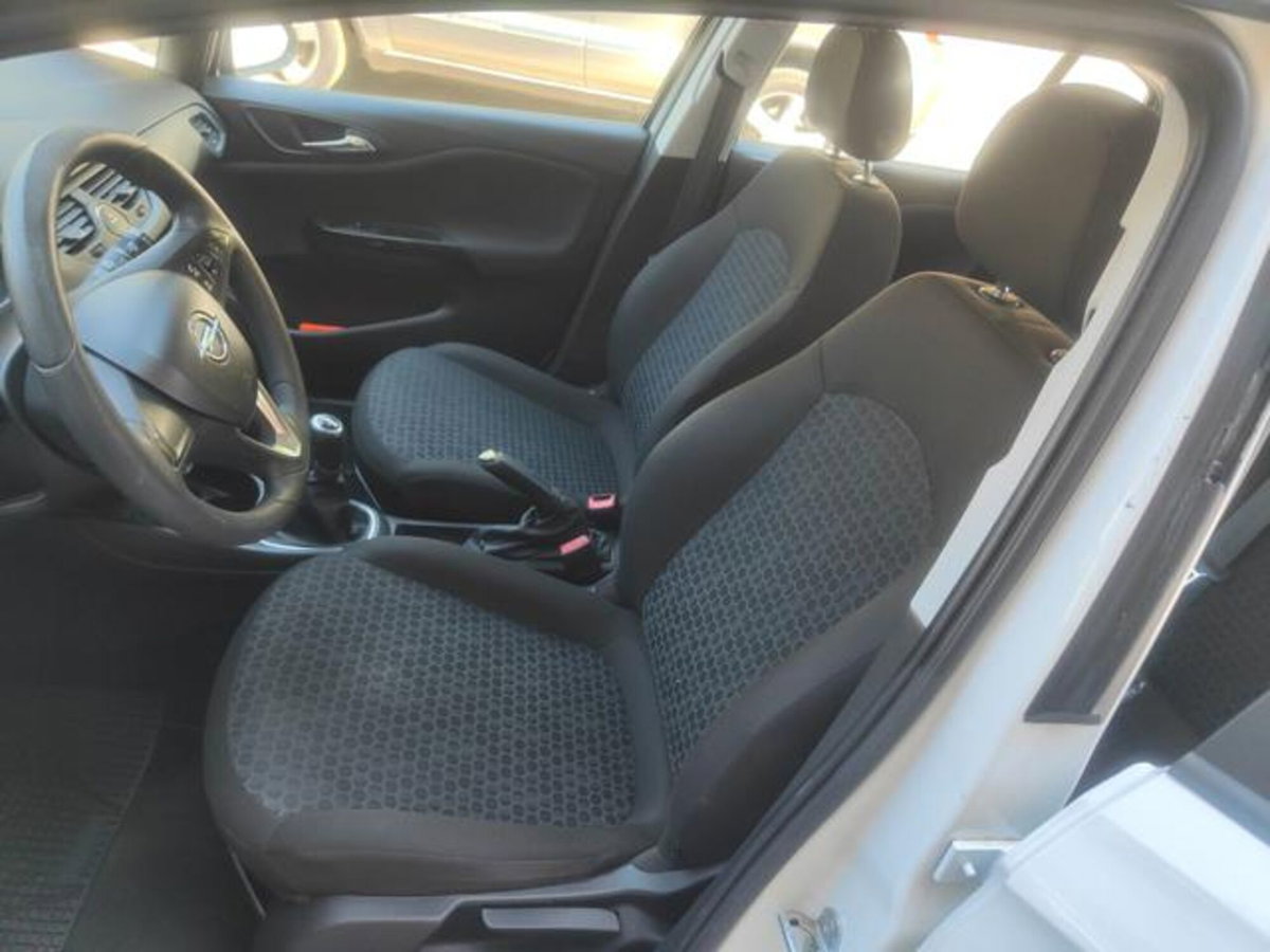 Opel Corsa 1.4 90CV GPL Tech 5 porte n-Joy (12)